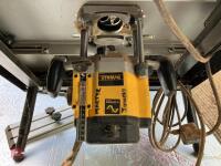 PRT TREND ROUTER TABLE AND DEWALT ROUTER - 15