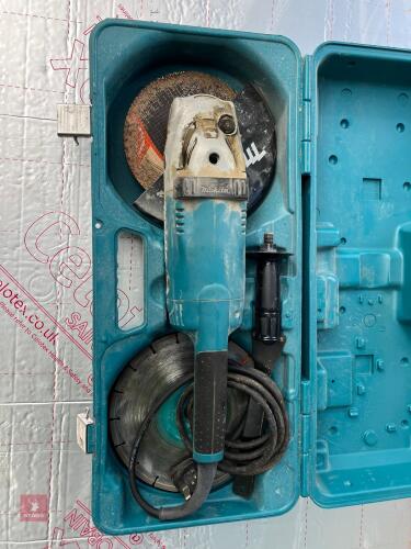MAKITA GA9020 9'' DISC CUTTER
