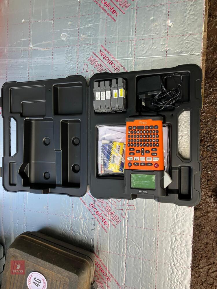 BROTHER P-TOUCH E300 LABEL PRINTER