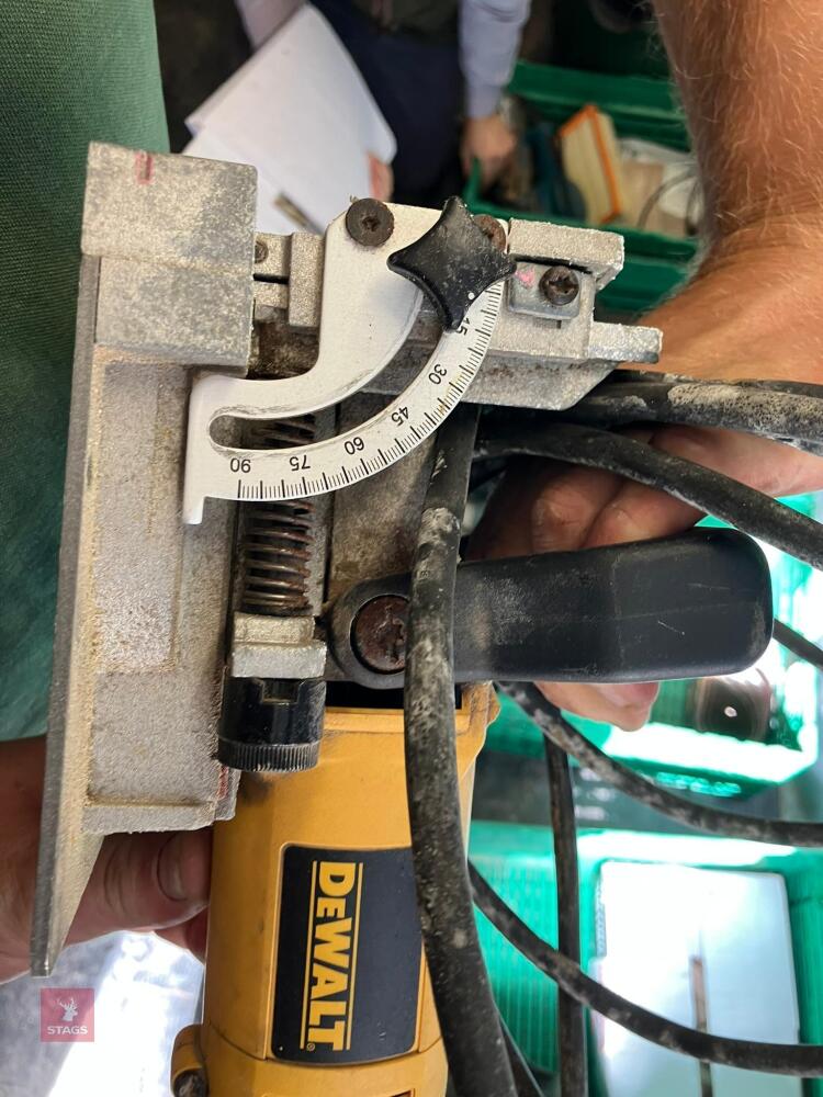 DEWALT DW682 BISCUIT JOINTER