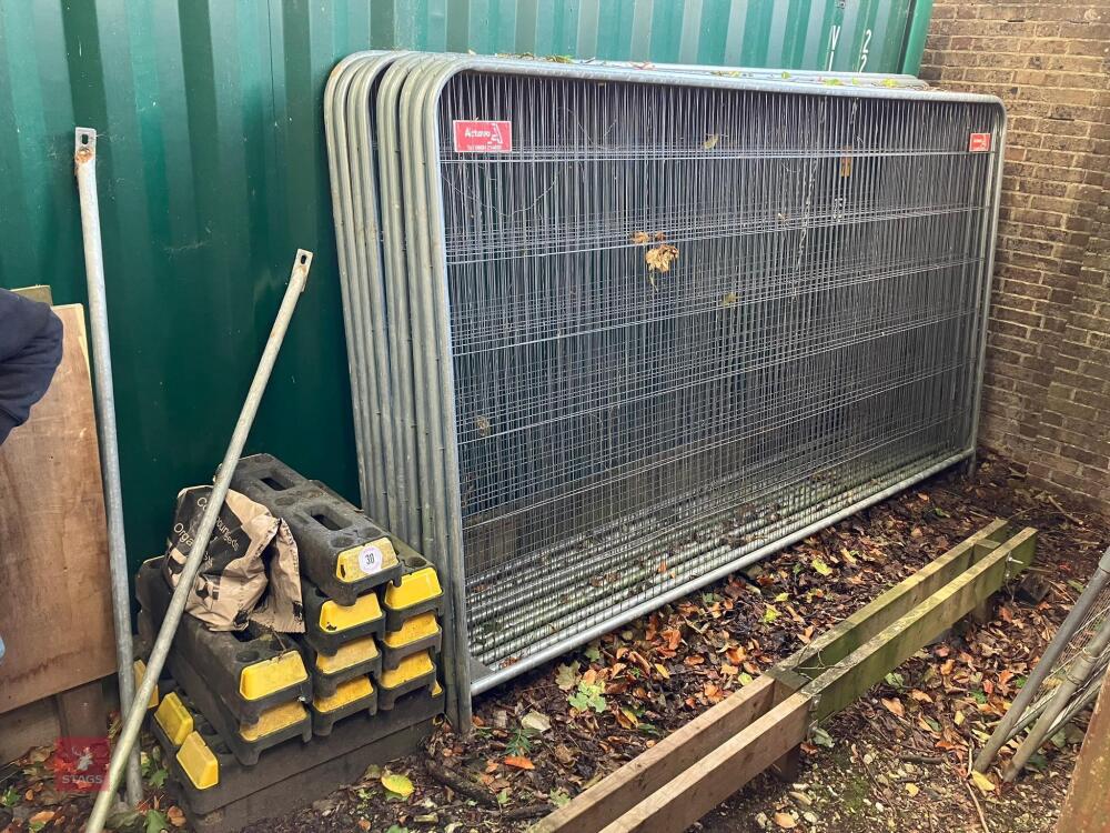 14 HERRAS FENCING PANELS