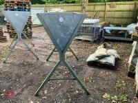 6' GALVANISED FREESTANDING HAY RACK - 2