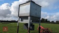 2 TON GALVANISED FEED BIN - 4