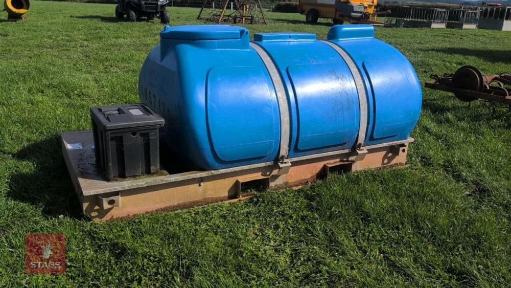 WESTERN 2000L TANK & PLATFORM