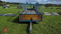 18' TRAILED CATTLE FEED TRAILER - 2