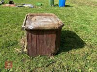 90CM HIGH XC 'SKINNY TABLE' FENCE - 4