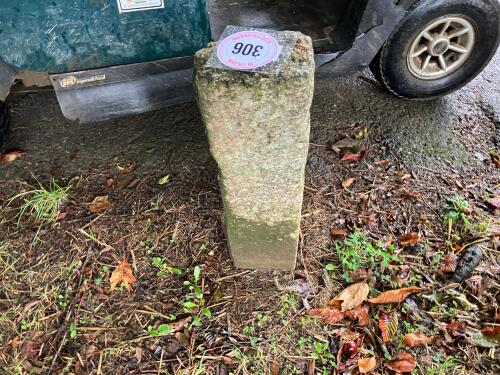 GRANITE POST