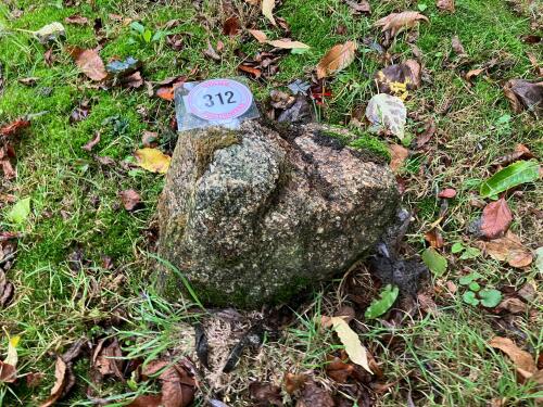 GRANITE POST