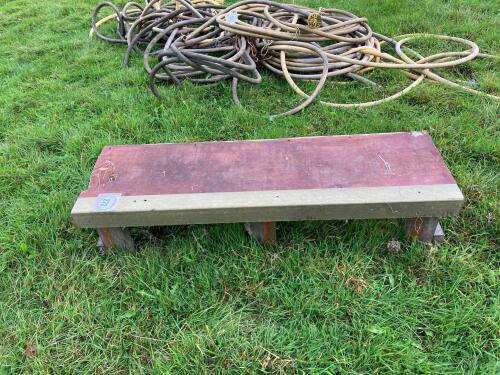 WOODEN STEP UP PLATFORM