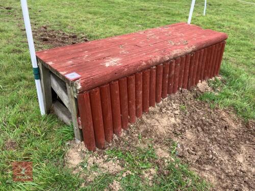 70CM HIGH XC 'TABLE' FENCE