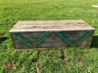 80CM HIGH XC 'TRAIN CARRIAGE' FENCE