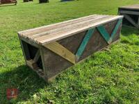 80CM HIGH XC 'TRAIN CARRIAGE' FENCE - 14