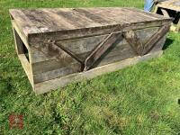 80CM HIGH XC 'TRAIN CARRIAGE' FENCE - 4