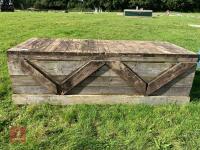 80CM HIGH XC 'TRAIN CARRIAGE' FENCE - 5