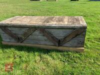 80CM HIGH XC 'TRAIN CARRIAGE' FENCE - 14
