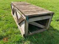 80CM HIGH XC 'TRAIN CARRIAGE' FENCE - 19