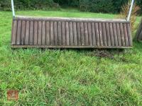 90CM HIGH CROSS COUNTRY 'TRIANGLE' FENCE - 6