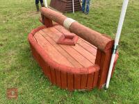 90CM HIGH XC 'WISHING WELL' FENCE - 4