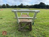 80CM HIGH XC 'HAY CART' FENCE - 3