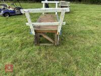 80CM HIGH XC 'HAY CART' FENCE - 10