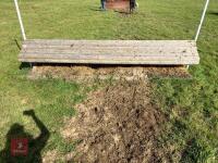 80CM HIGH CROSS COUNTRY 'MUSHROOM' FENCE