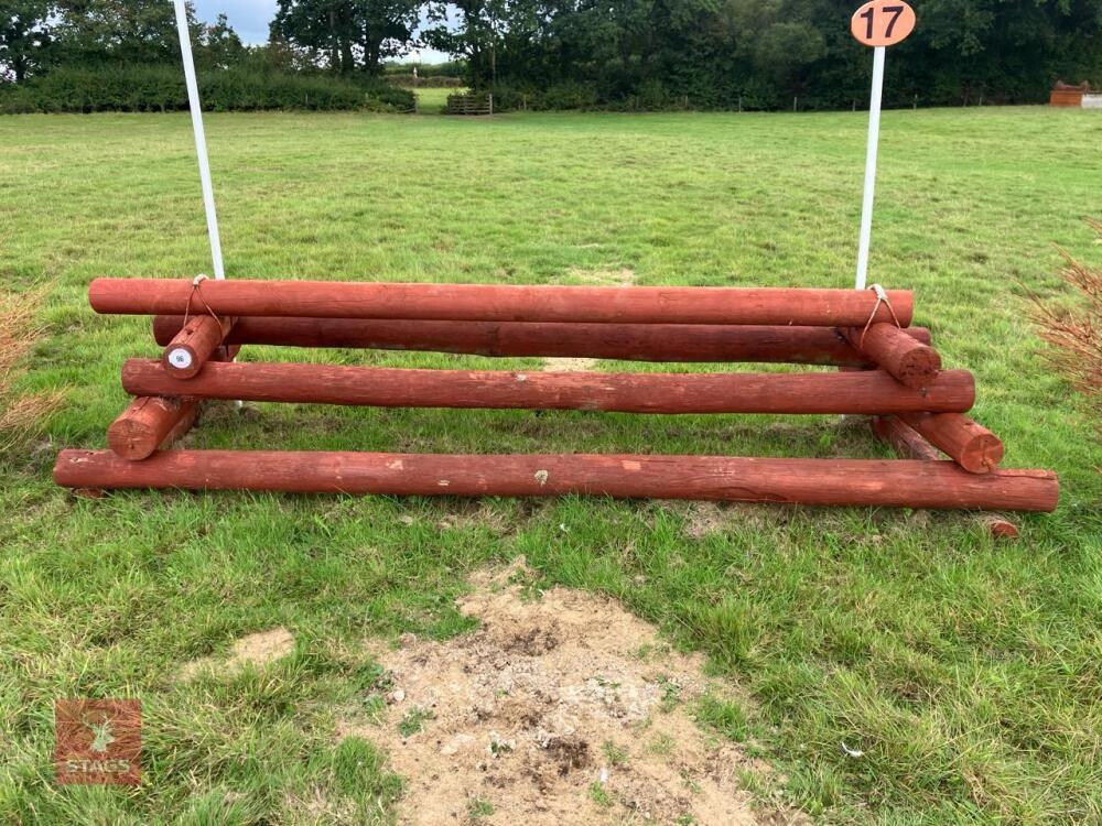90CM HIGH XC 'TIGER TRAP' FENCE