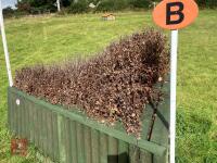 90CM HIGH XC 'CORNER BRUSH TOP' FENCE - 12