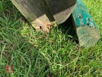 100CM HIGH XC 'SLOPING SKINNY' FENCE - 18