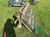 100CM HIGH XC 'SLOPING SKINNY' FENCE - 21