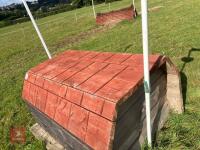 100CM HIGH CROSS COUNTRY 'TABLE' FENCE - 8