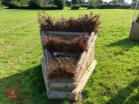 110CM HIGH XC TRIPLE BRUSH ARROW FENCE - 4
