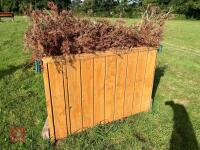 110CM HIGH XC TRIPLE BRUSH ARROW FENCE - 10