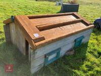110CM HIGH XC 'HOUSE' FENCE - 4