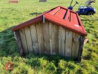 110CM HIGH XC 'HOUSE' FENCE - 5