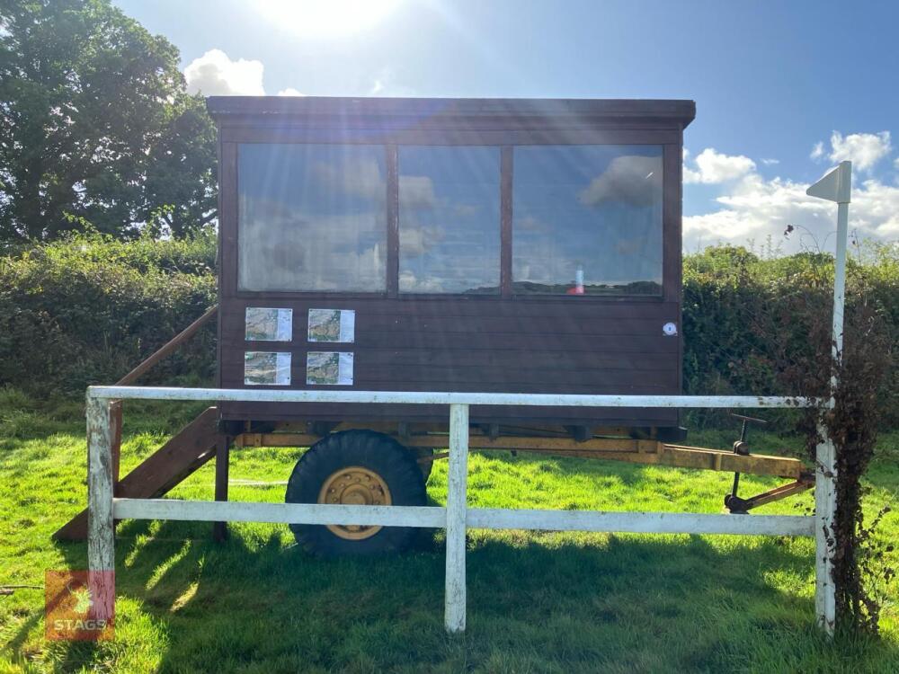 SINGLE AXEL JUDGES BOX / TRAILER