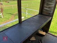 SINGLE AXEL JUDGES BOX / TRAILER - 21
