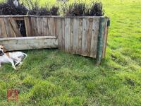 110CM HIGH XC 'V' BUSH TOP FENCE - 7