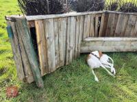 110CM HIGH XC 'V' BUSH TOP FENCE - 12