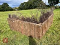 110CM HIGH XC 'V' BUSH TOP FENCE - 18