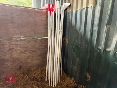 20 RED & WHITE FLAG MARKER POLES