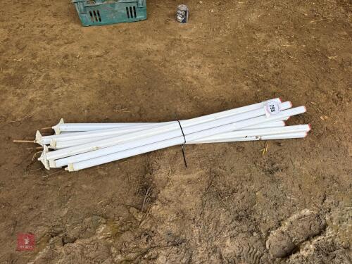 LANE MARKER POLES