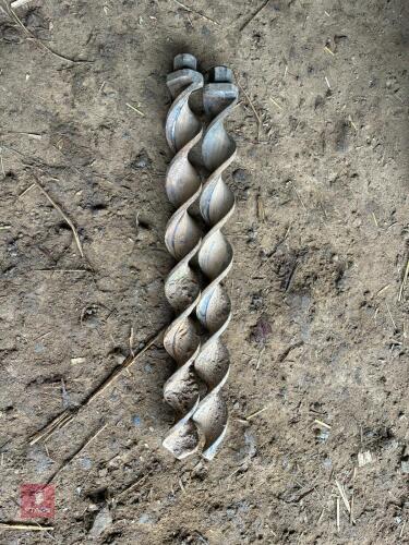 2 SPIRAL ANCHOR NUT BOLTS