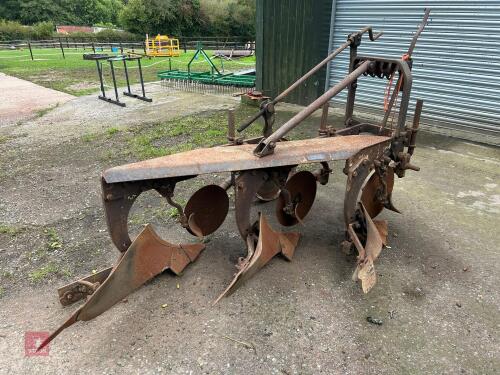 DAVID BROWN CM3 3 FURROW PLOUGH