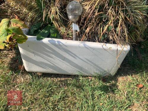 BELFAST/BUTLER SINK GARDEN PLANTER