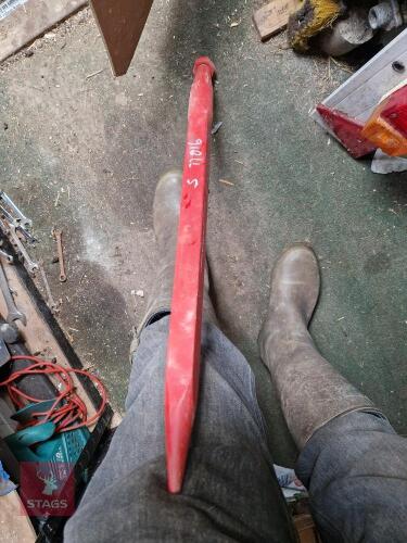 NEW BALE SPIKE TINE