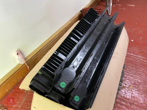 9 CLARKE DRAIN 1M GUTTER CHANNELS