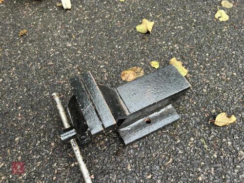 SMALL BLACK BENCH VICE
