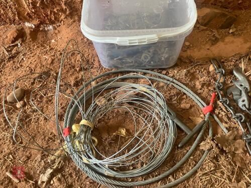 'MONKEY' WIRE STRAINER, STAPLES, WIRE