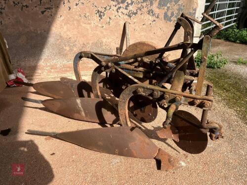 RANSOMES P1138 300 3 FURROW PLOUGH