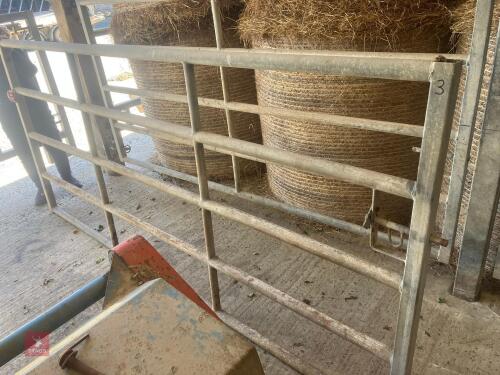 9'2'' HEAVY DUTY GALVANISED STOCKYARD GATE
